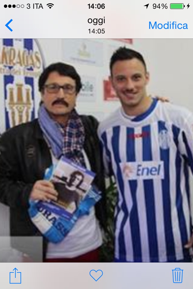 Scambio maglia con libro